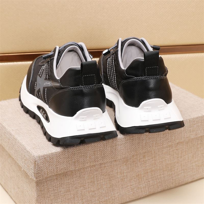 G*u*i casual shoes